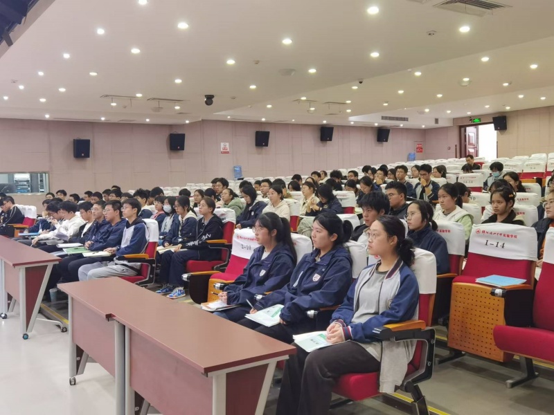 定目標(biāo)，堅(jiān)信念，沖清北——高2023級課改班動員大會