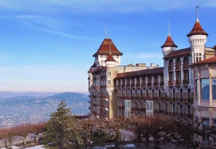 瑞士酒店管理學院.webp - 副本.jpg
